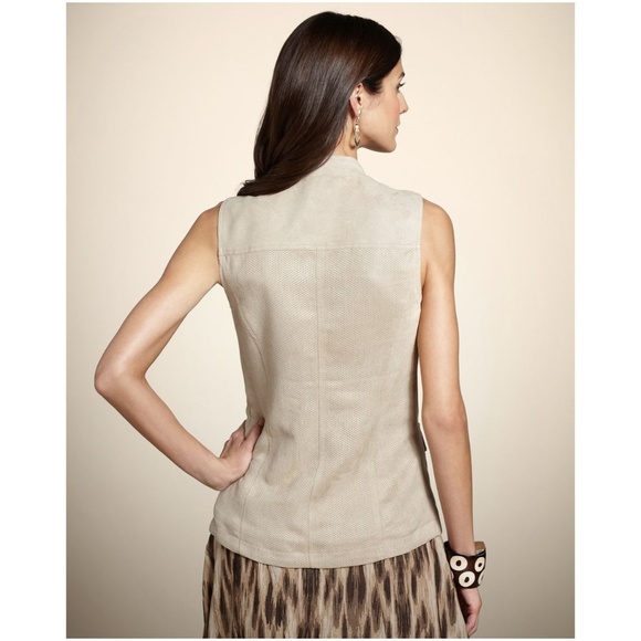 CHICO'S Safari Perforated Faux Suede Polly Vest D5 - Picture 3 of 8